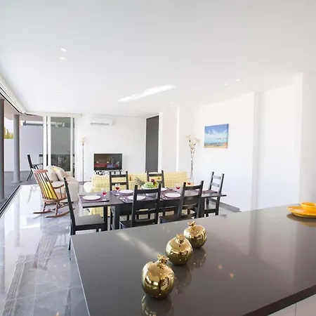 Pearl 4 Villa